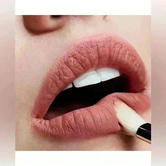 MAC Powder Kiss Lipstick ~ Sultry Move (921) ~ NEW in box! - Picture 2 of 11